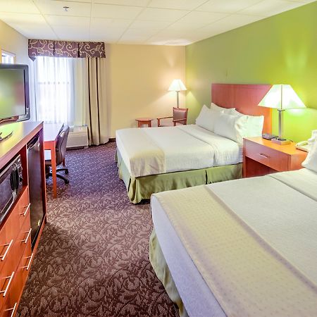 Quality Inn & Suites Downtown マンスフィールド エクステリア 写真